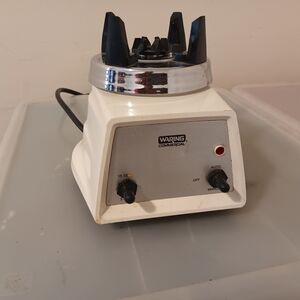 Waring Commercial Blender Base in White and Black